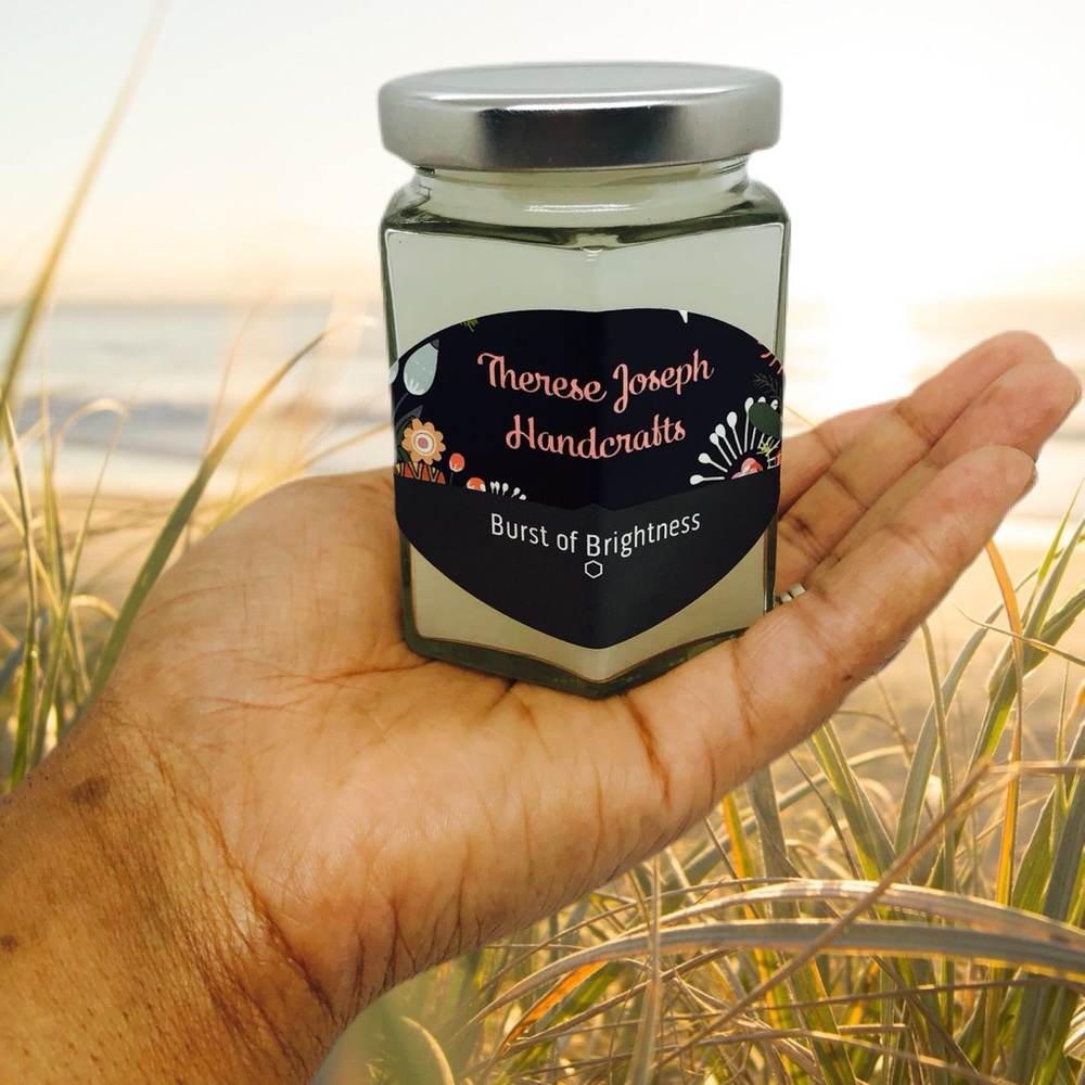 EVERYTHING MUST GO CLOSET CLEAR OUT 6oz Burst of Brightness Soy Candle